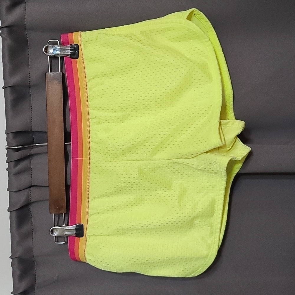 Surfmentality Womens Surf Swim Shorts Size L EUC